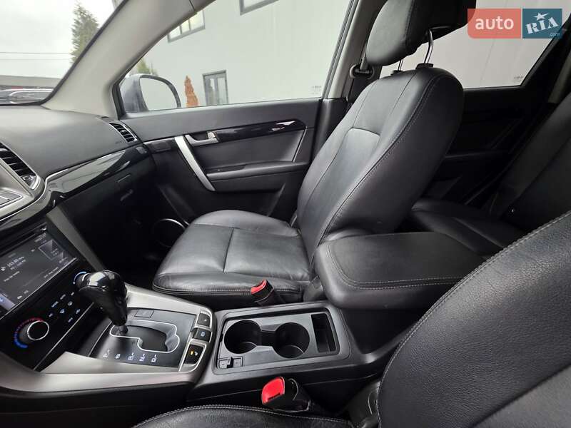 Внедорожник / Кроссовер Chevrolet Captiva 2012 в Ивано-Франковске