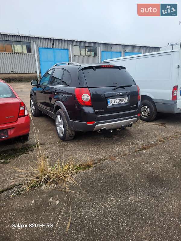 Внедорожник / Кроссовер Chevrolet Captiva 2011 в Ужгороде фото 3 Внедорожник / Кроссовер Chevrolet Captiva 2011 в Ужгороде