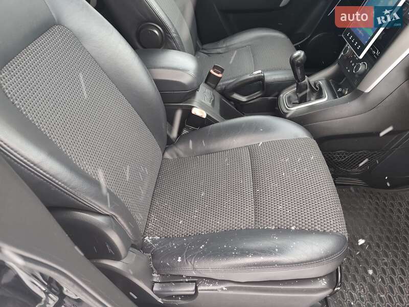 Позашляховик / Кросовер Chevrolet Captiva 2010 в Житомирі