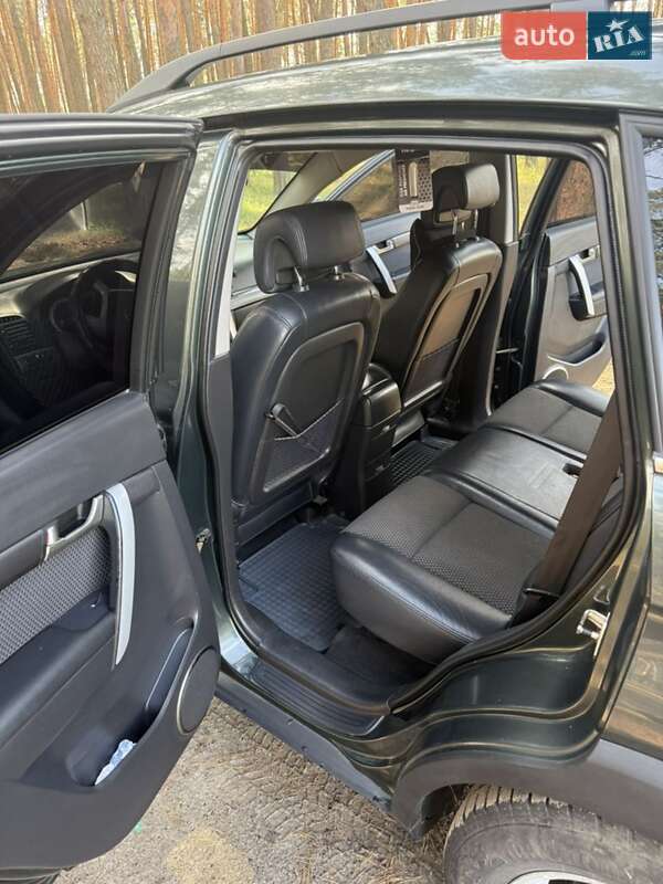 Позашляховик / Кросовер Chevrolet Captiva 2008 в Сумах