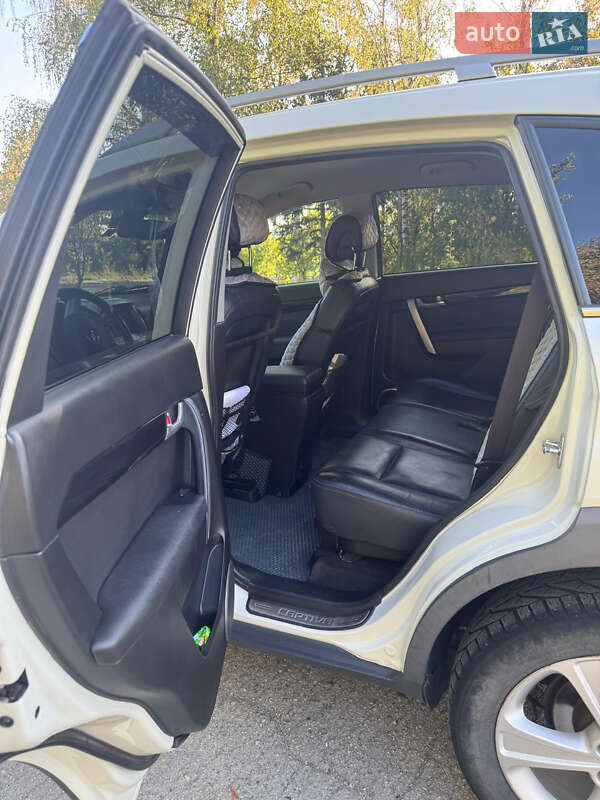 Внедорожник / Кроссовер Chevrolet Captiva 2012 в Кельменцах