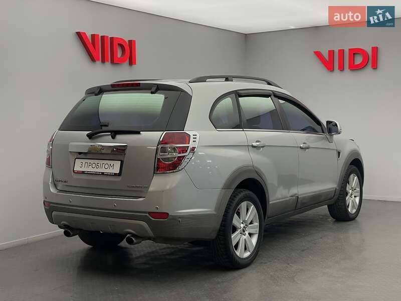 Внедорожник / Кроссовер Chevrolet Captiva 2008 в Киеве