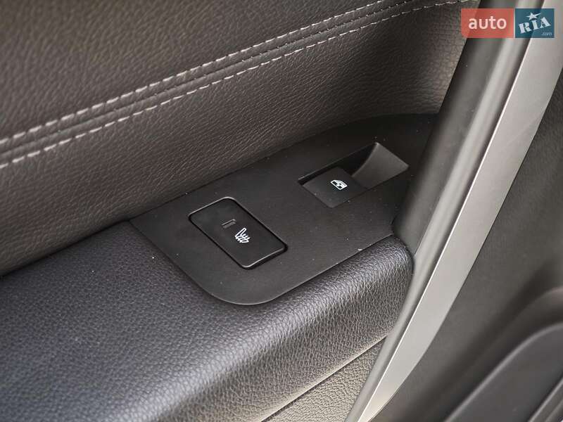 Внедорожник / Кроссовер Chevrolet Captiva 2017 в Харькове