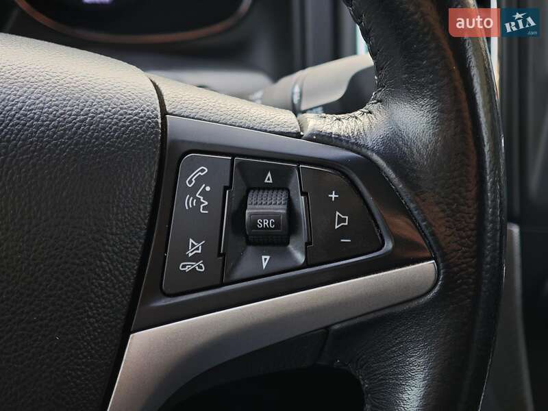 Внедорожник / Кроссовер Chevrolet Captiva 2017 в Харькове