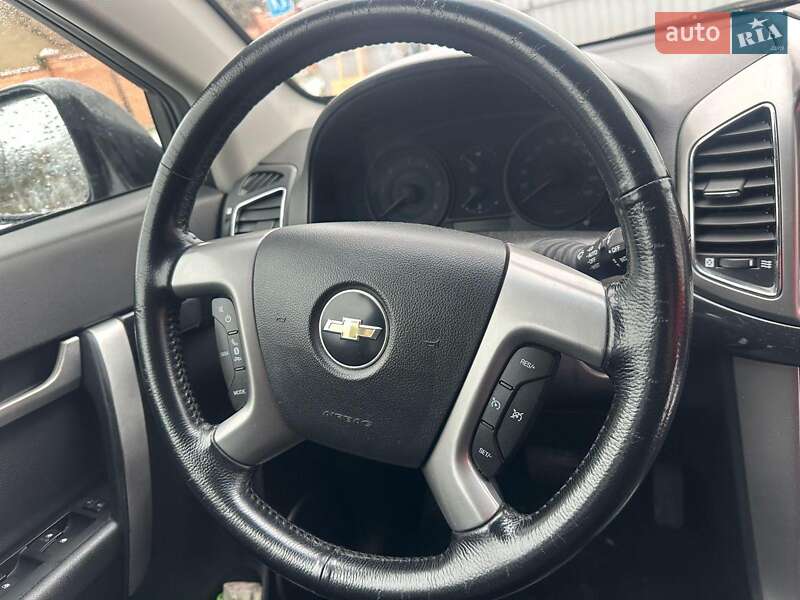 Внедорожник / Кроссовер Chevrolet Captiva 2011 в Луцке фото 44 Внедорожник / Кроссовер Chevrolet Captiva 2011 в Луцке
