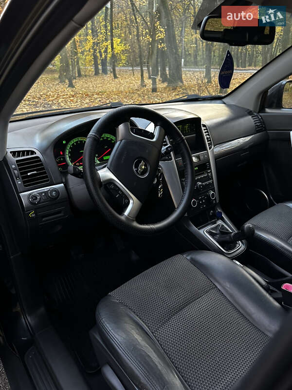 Внедорожник / Кроссовер Chevrolet Captiva 2008 в Киеве