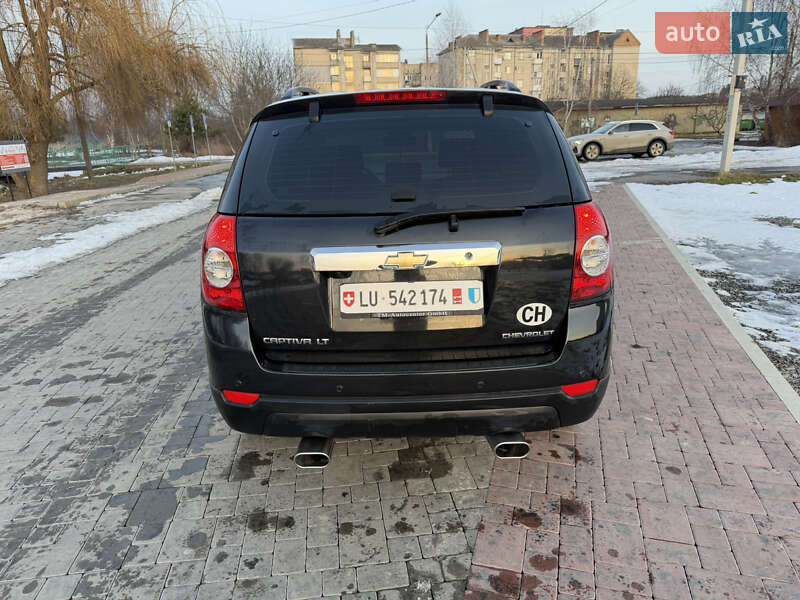 Внедорожник / Кроссовер Chevrolet Captiva 2010 в Здолбунове