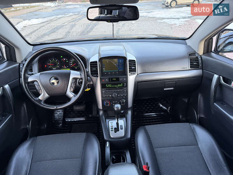 Внедорожник / Кроссовер Chevrolet Captiva 2010 в Здолбунове