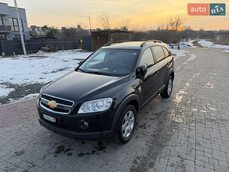 Внедорожник / Кроссовер Chevrolet Captiva 2010 в Здолбунове