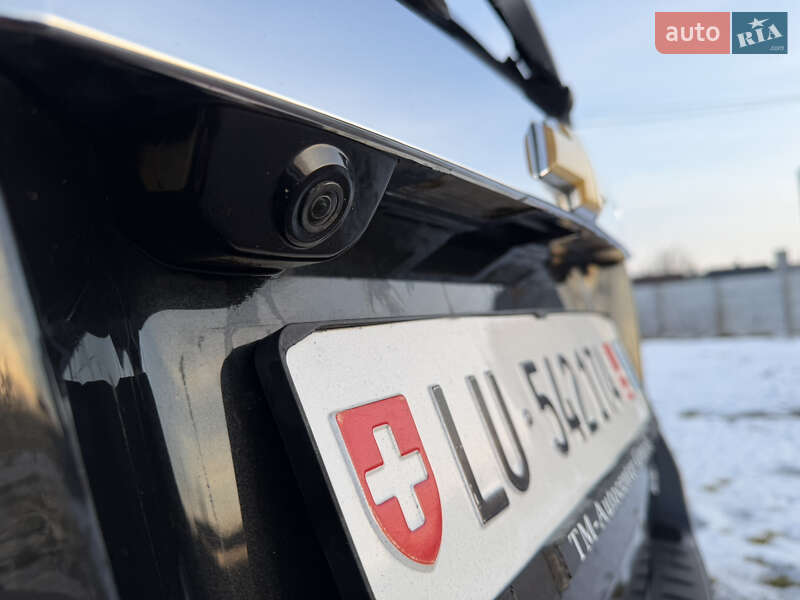 Внедорожник / Кроссовер Chevrolet Captiva 2010 в Здолбунове