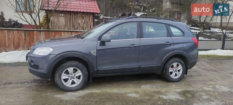 Внедорожник / Кроссовер Chevrolet Captiva 2010 в Бурштыне