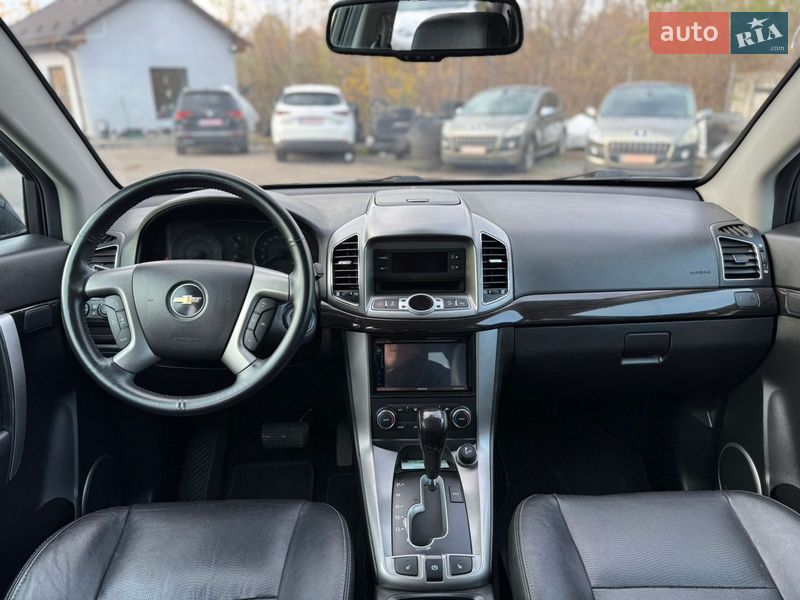 Внедорожник / Кроссовер Chevrolet Captiva 2013 в Дубно