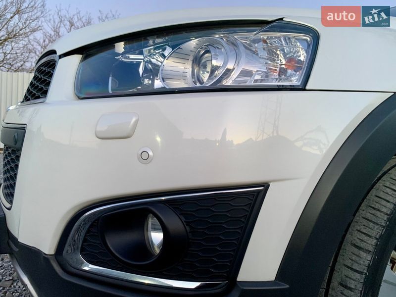 Внедорожник / Кроссовер Chevrolet Captiva 2013 в Дрогобыче