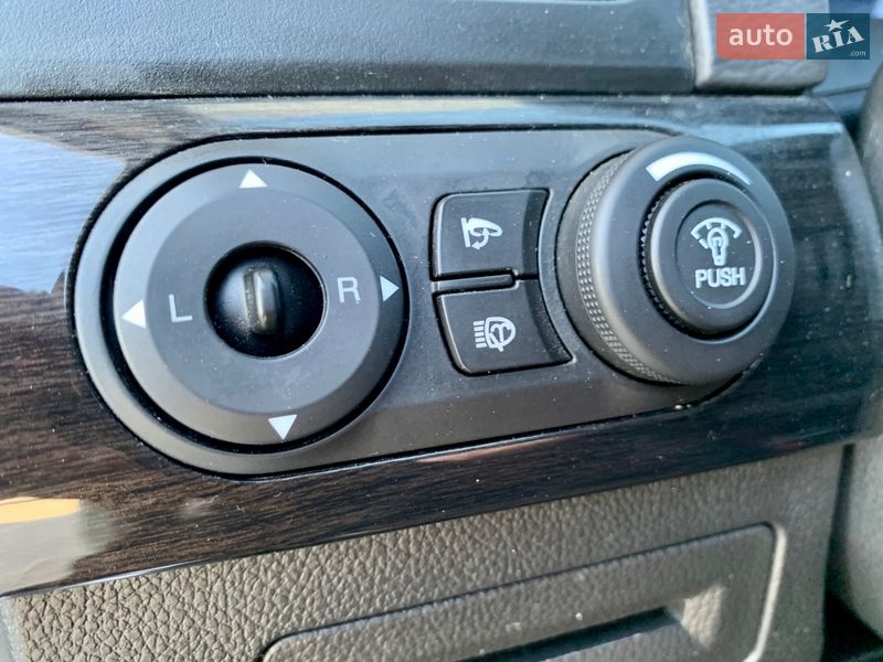 Внедорожник / Кроссовер Chevrolet Captiva 2013 в Дрогобыче