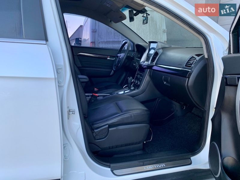 Внедорожник / Кроссовер Chevrolet Captiva 2013 в Дрогобыче