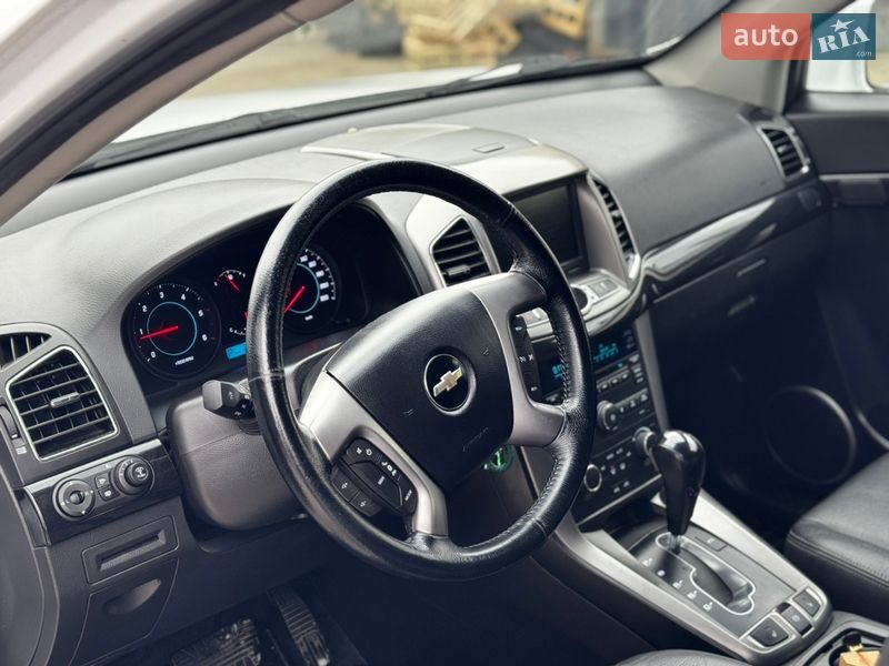 Позашляховик / Кросовер Chevrolet Captiva 2012 в Чорткові