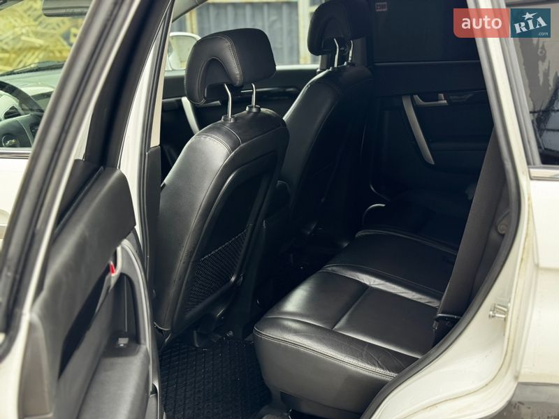 Позашляховик / Кросовер Chevrolet Captiva 2012 в Чорткові