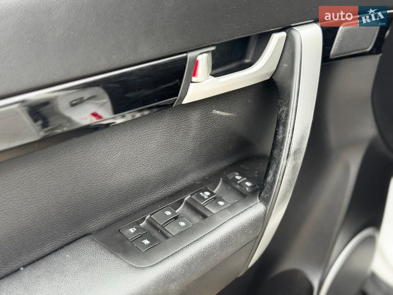 Позашляховик / Кросовер Chevrolet Captiva 2012 в Чорткові