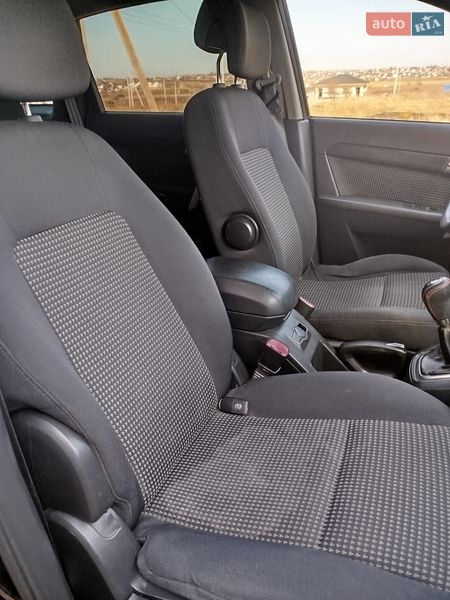 Позашляховик / Кросовер Chevrolet Captiva 2010 в Рівному