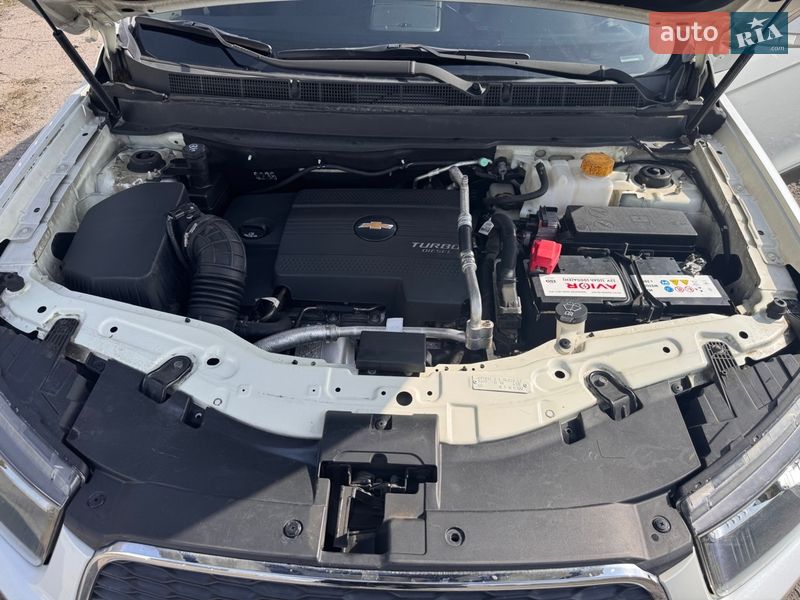 Позашляховик / Кросовер Chevrolet Captiva 2015 в Луцьку