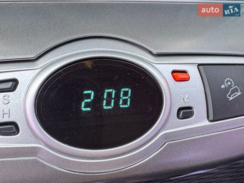 Позашляховик / Кросовер Chevrolet Captiva 2015 в Луцьку