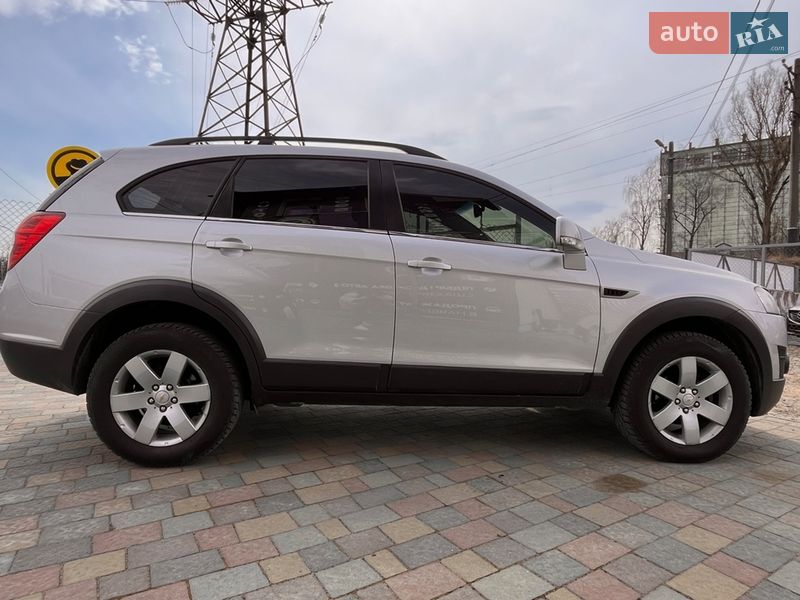 Внедорожник / Кроссовер Chevrolet Captiva 2011 в Стрые