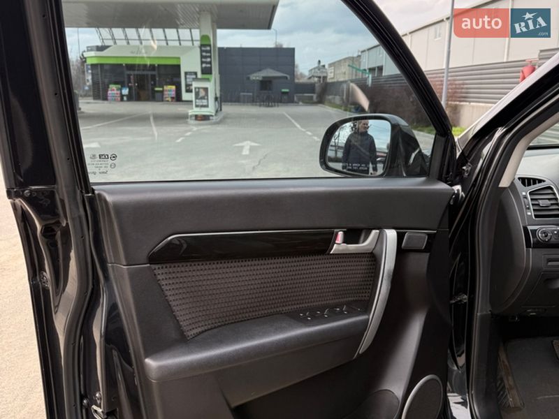 Позашляховик / Кросовер Chevrolet Captiva 2012 в Житомирі