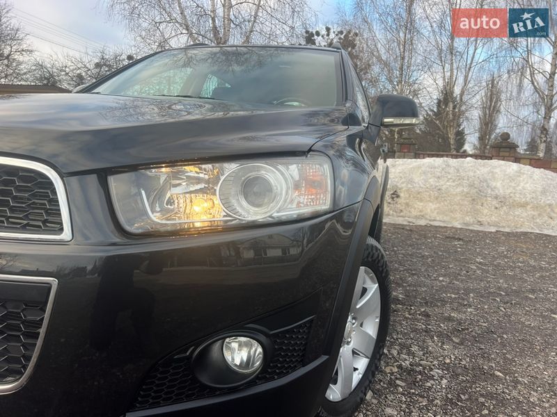 Позашляховик / Кросовер Chevrolet Captiva 2012 в Луцьку
