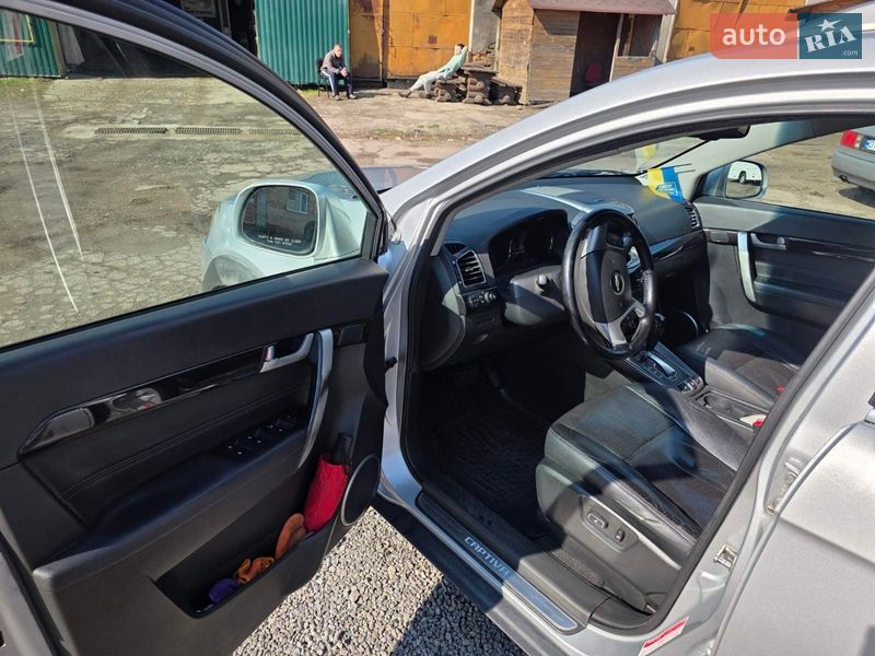 Внедорожник / Кроссовер Chevrolet Captiva 2013 в Житомире