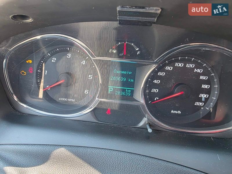 Внедорожник / Кроссовер Chevrolet Captiva 2013 в Житомире