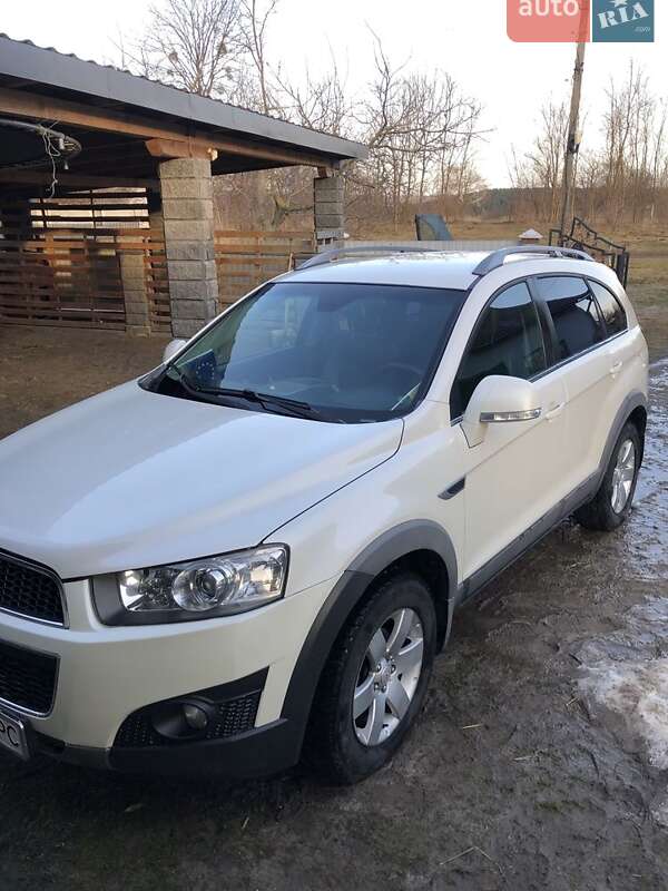 Позашляховик / Кросовер Chevrolet Captiva 2011 в Золочеві