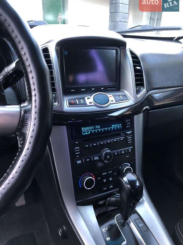 Позашляховик / Кросовер Chevrolet Captiva 2011 в Золочеві