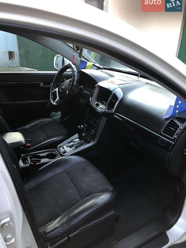 Позашляховик / Кросовер Chevrolet Captiva 2011 в Золочеві