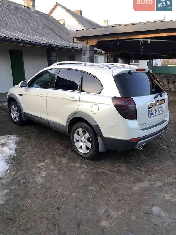 Позашляховик / Кросовер Chevrolet Captiva 2011 в Золочеві