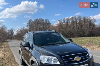Внедорожник / Кроссовер Chevrolet Captiva 2010 в Житомире