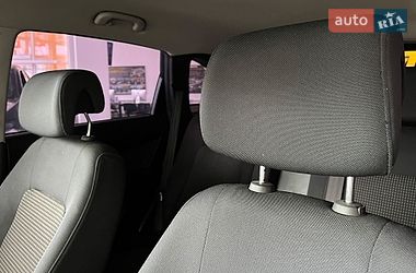 Внедорожник / Кроссовер Chevrolet Captiva 2010 в Львове