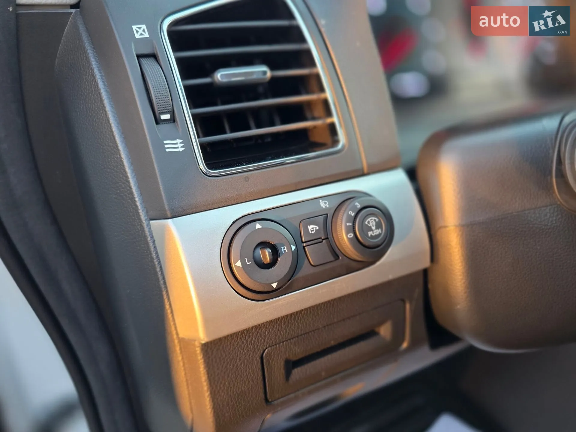 2012 Chevrolet Captiva - мініатюра 42