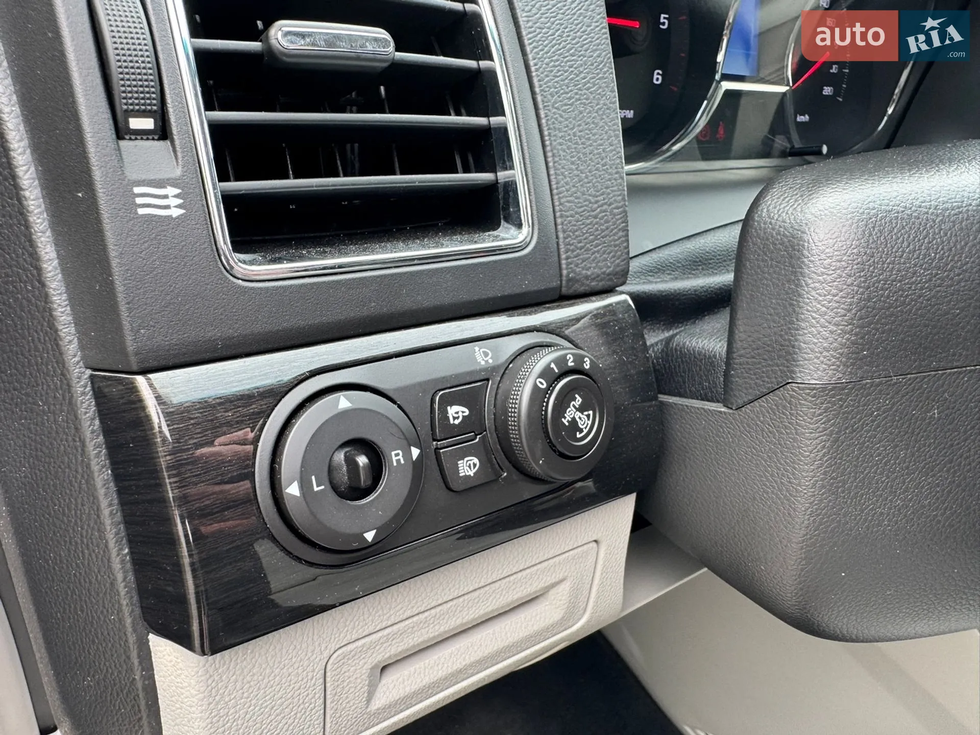 2013 Chevrolet Captiva - мініатюра 36