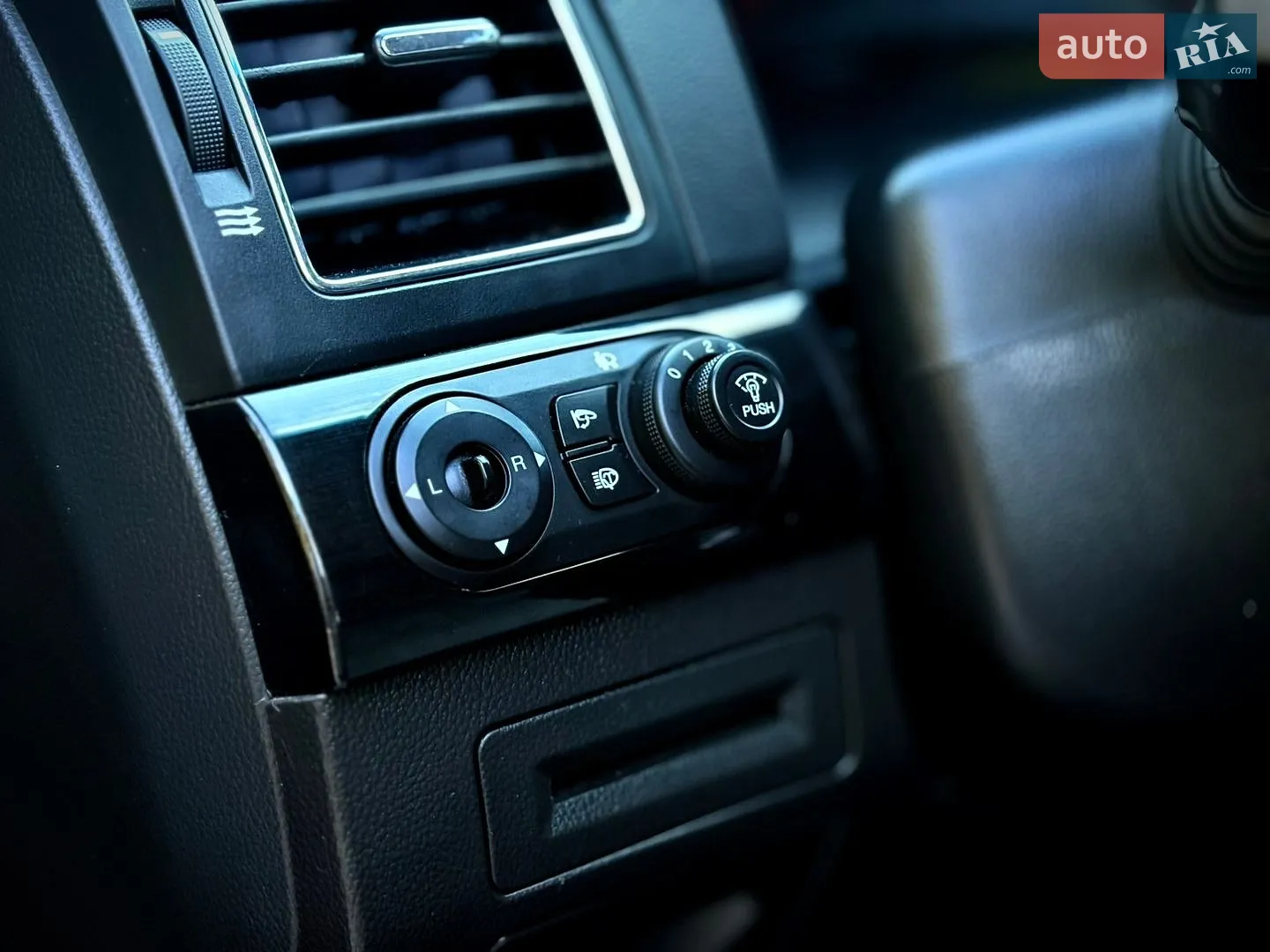 2011 Chevrolet Captiva - мініатюра 30