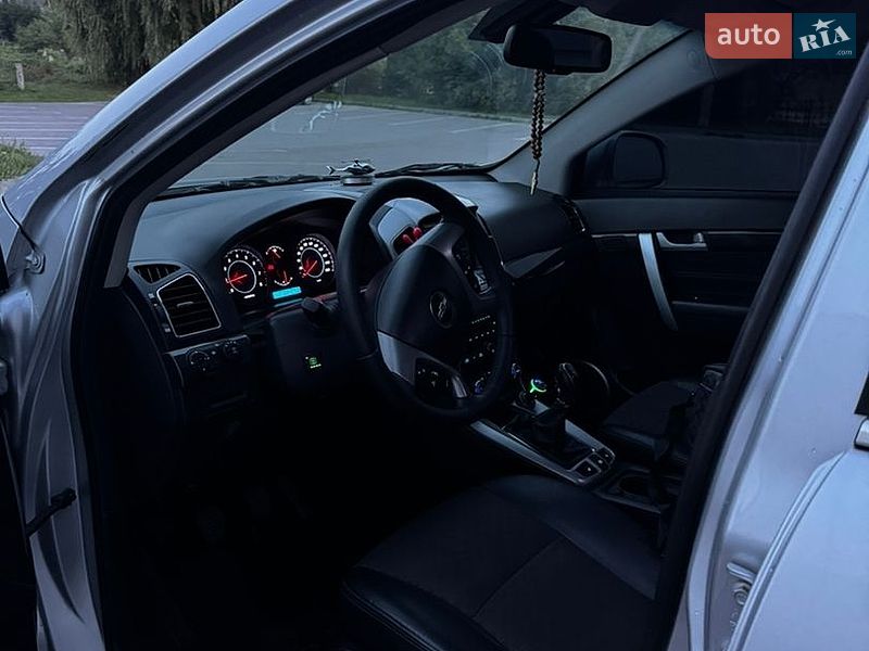 Внедорожник / Кроссовер Chevrolet Captiva 2013 в Виннице