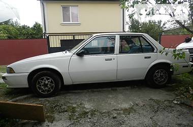 Седан Chevrolet Cavalier 1989 в Киеве
