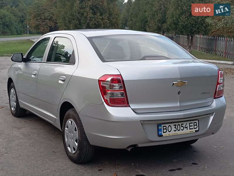 Седан Chevrolet Cobalt 2021 в Бучаче