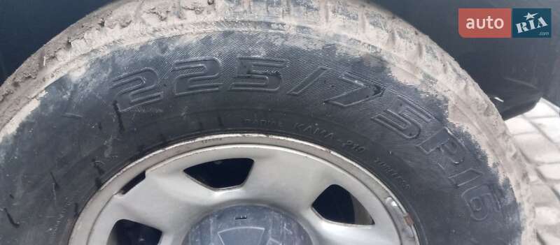 Пікап Chevrolet Colorado 2008 в Чорткові