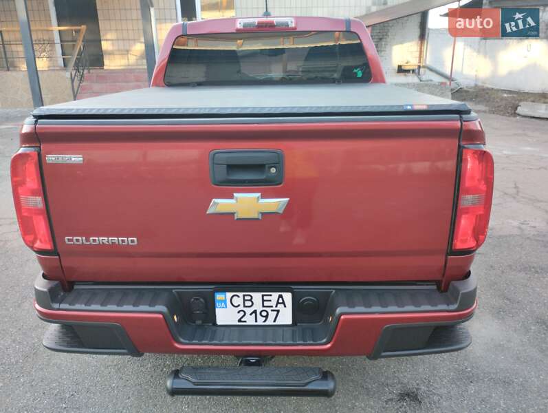 Пикап Chevrolet Colorado 2015 в Чернигове