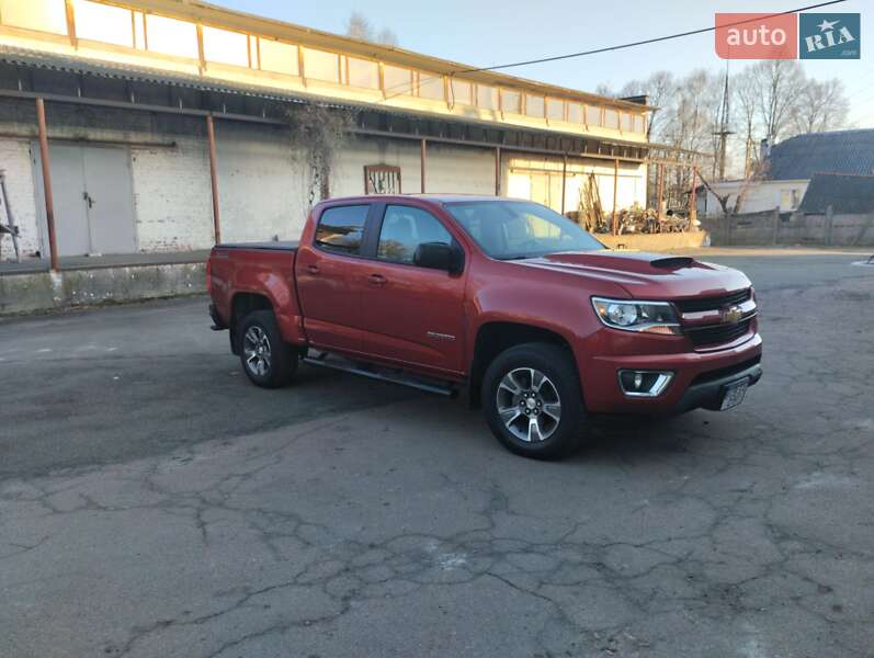 Пикап Chevrolet Colorado 2015 в Чернигове