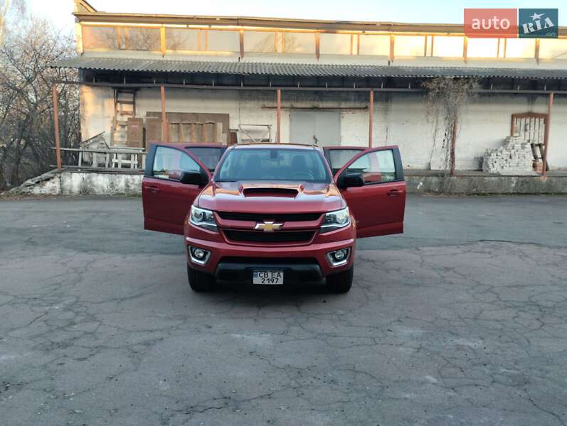 Пикап Chevrolet Colorado 2015 в Чернигове
