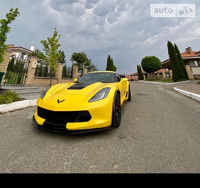 Купе Chevrolet Corvette 2018 в Киеве