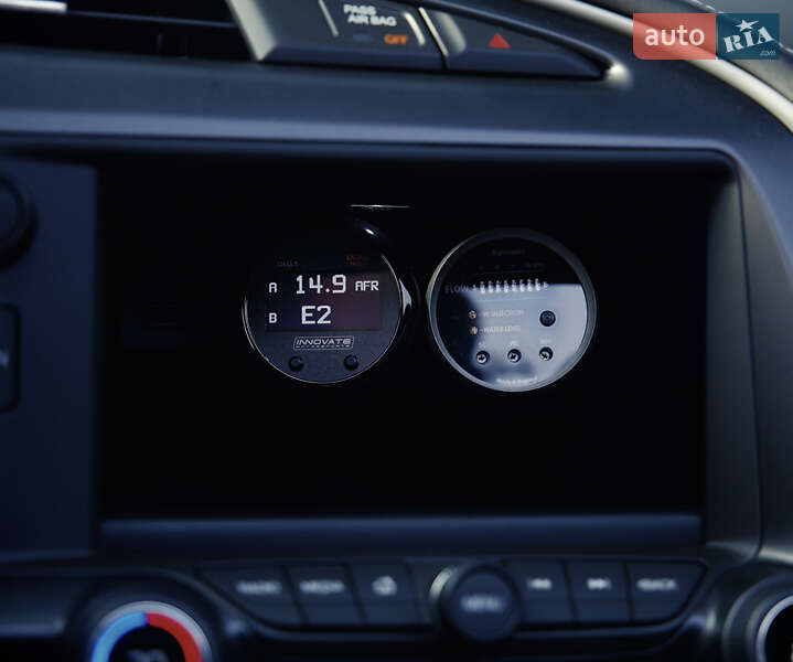 Купе Chevrolet Corvette 2015 в Киеве