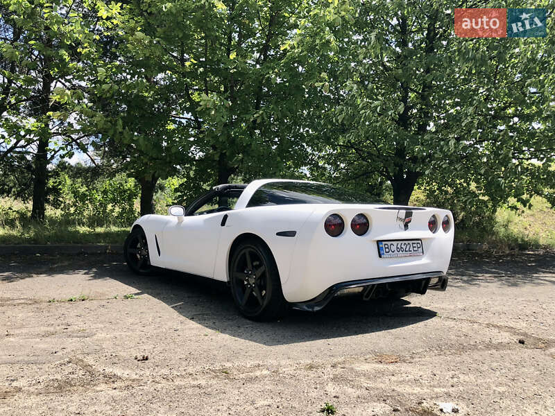 Кабриолет Chevrolet Corvette 2006 в Дрогобыче