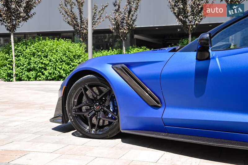 Купе Chevrolet Corvette 2019 в Киеве